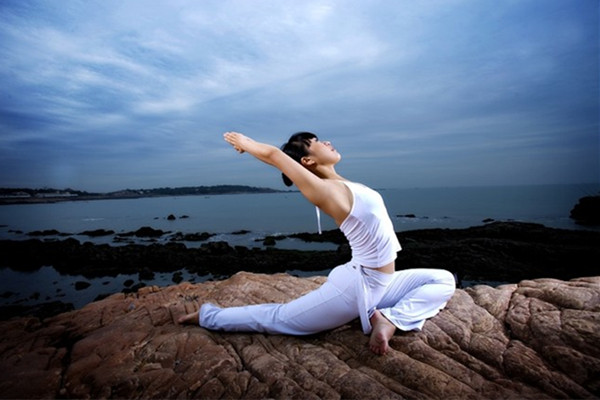 瑜伽初學者 瑜伽入門的6個動作