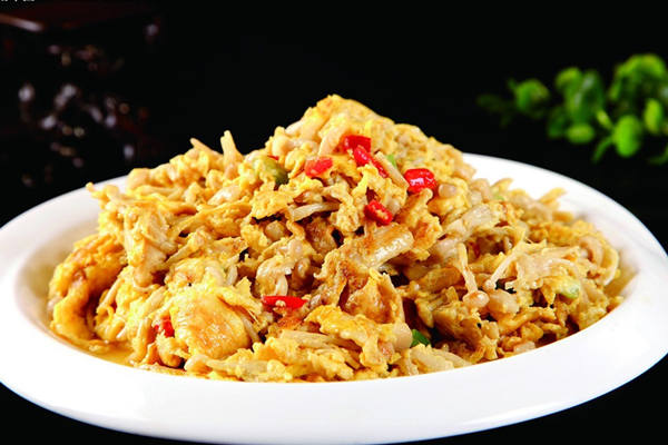 金針菇炒雞蛋 怎麼炒最營養 金針菇炒雞蛋