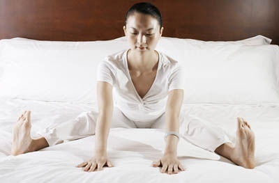 　　超實用睡前瑜伽 有效減脂又助眠