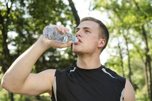 運動補水 運動後怎樣補水更健康