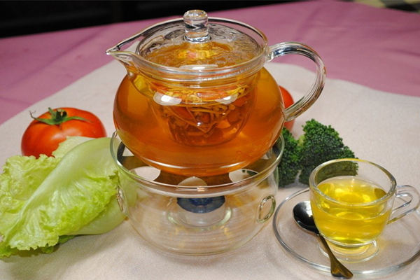 首烏生地茶