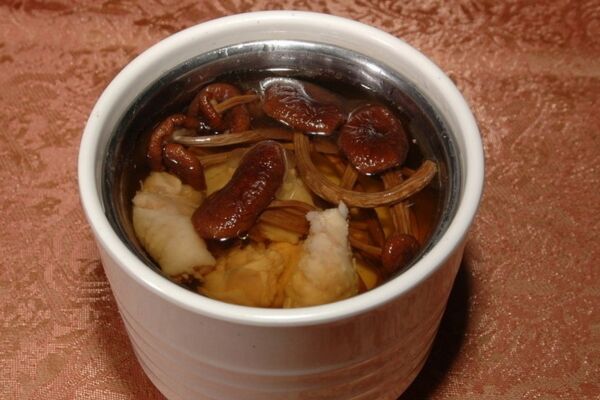 茶樹菇燉雞_茶樹菇炒肉_茶樹菇排骨湯 茶樹菇燉雞,雞,排骨,茶樹菇