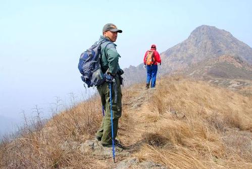 老年人登山小常識