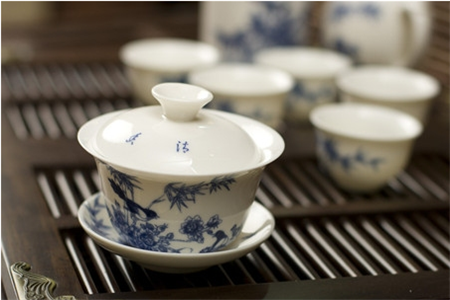用什麼杯子泡茶最好 用什麼杯子泡茶最好