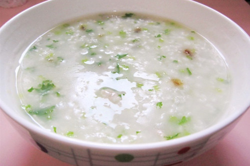 糙米芹菜肉末粥 讓你愛上芹菜 糙米芹菜肉末粥 讓你愛上芹菜
