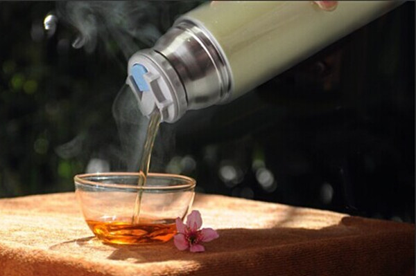 保溫杯泡茶