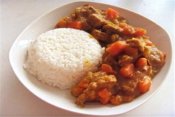 咖喱飯的做法_牛肉咖喱飯的做法_牛肉咖喱飯 牛肉咖喱飯的做法