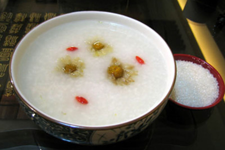 夏天喝什麼粥美白養顏效果好呢