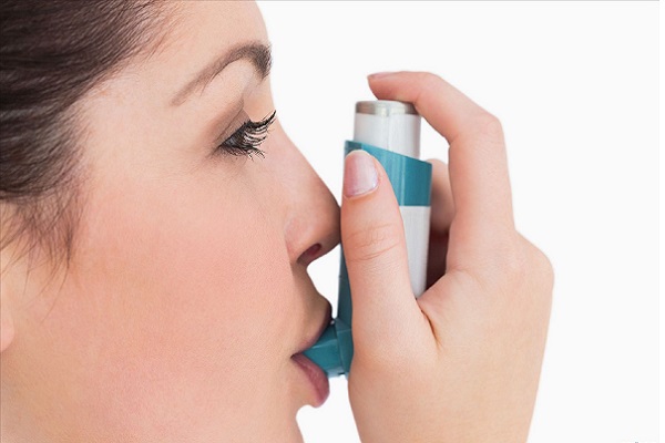 過敏性哮喘的癥狀 怎麼治療