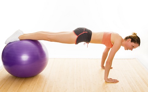 6招瑜伽打造完美身材