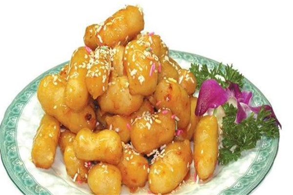 拔絲奶豆腐_奶豆腐怎麼吃 奶豆腐怎麼吃?來看看美味的拔絲奶豆腐!