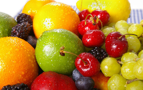 晚上吃瞭能夠幫助減肥的水果