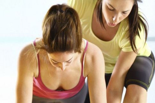 早起要如何健身_適合早晨健身的方法