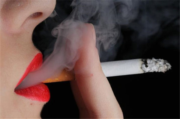 為什麼抽煙會導致乳腺癌