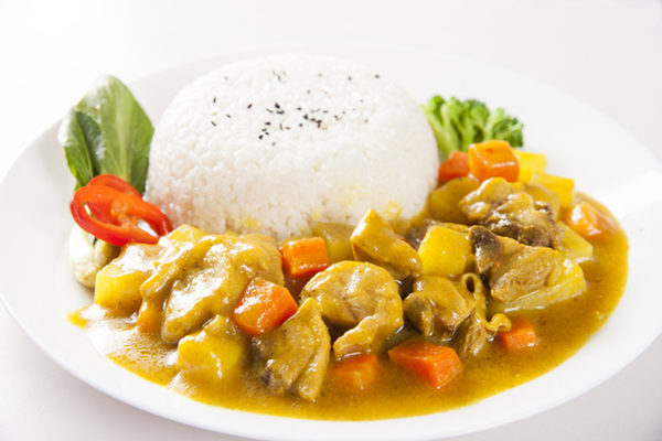 咖喱雞肉飯_咖喱雞肉飯的做法_咖喱雞肉飯怎麼做 咖喱雞肉飯