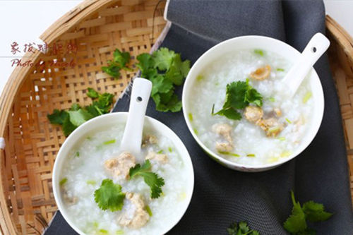 頂級珍饈 象拔蚌膽粥