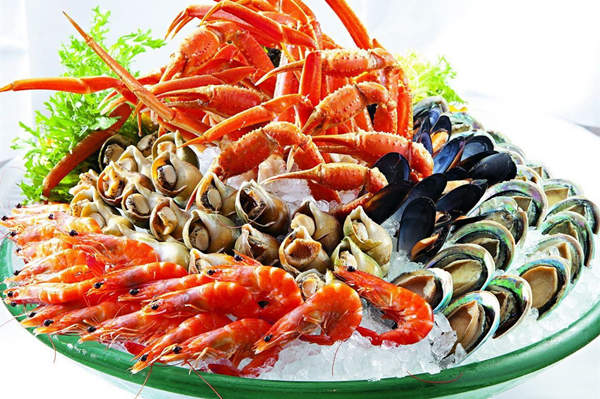 海鮮怎麼挑新鮮_白灼蝦的做法_清蒸螃蟹的做法 海鮮怎麼選