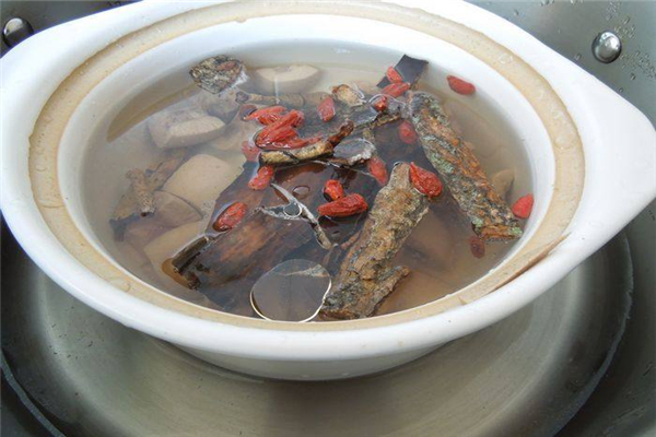 杜仲豬腰湯_杜仲豬腰湯的做法 杜仲豬腰湯的做法介紹