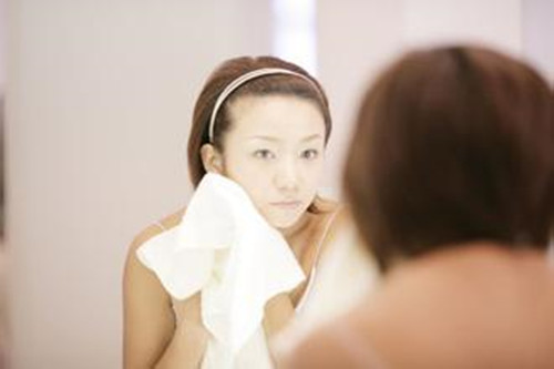 如何防止皺紋  祛皺的方法