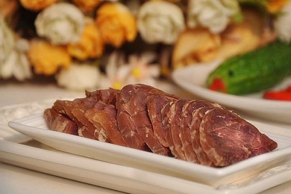 醬牛肉的做法_醬牛肉的傢常做法_醬牛肉做法_醬牛肉怎麼做 醬牛肉的傢常做法介紹
