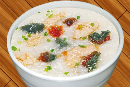 皮蛋瘦肉薏米粥 開胃助消化