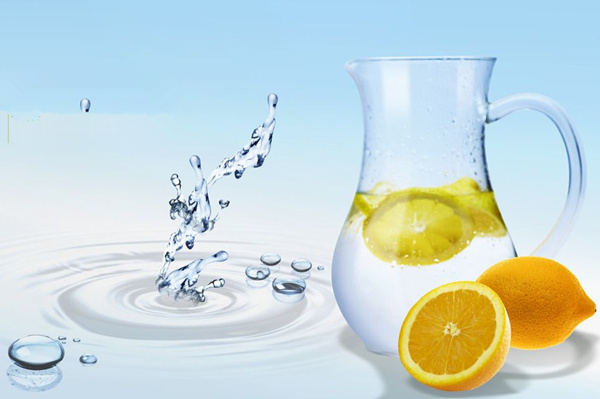 感冒吃什麼水果_感冒吃什麼好得快 檸檬水