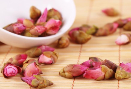 桃花花茶有哪些功效 桃花花茶有哪些功效