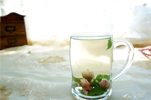 夏日清涼佳品——薄荷茶