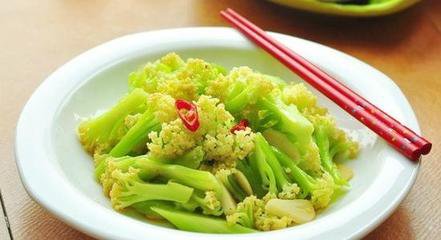 清炒菜花_清炒菜花怎麼做更健康_清炒菜花怎麼做_清炒菜花有哪些營養價值