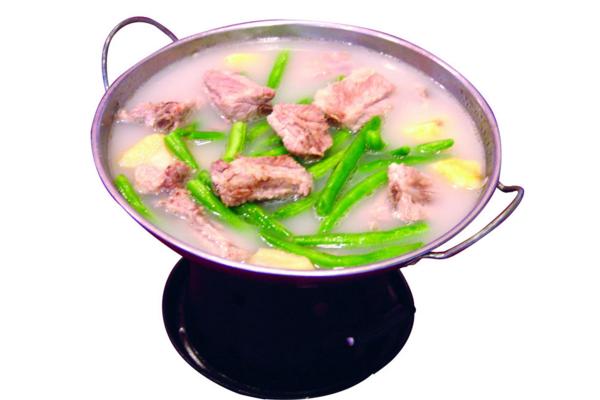 排骨燉豆角的做法_土豆燉豆角_豆角燒茄子 排骨燉豆角的做法 豆角做法盤點