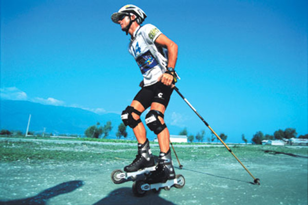 旱冰鞋技巧_旱冰鞋什麼牌子好_雙排旱冰鞋 旱冰鞋技巧 旱冰鞋什麼牌子好