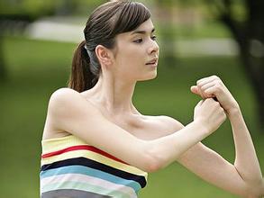 雙桿臂屈伸的幾種做法 新手必看！