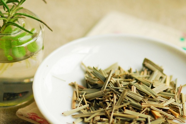 三草茶的功效和副作用