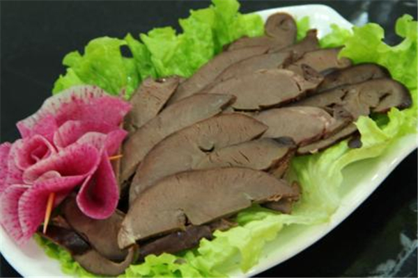 豬心湯的做法_豬心的做法_豬心的營養價值 豬心湯的做法 豬心的營養價值