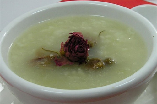 養顏玫瑰粥幫你擁有姣好的容顏