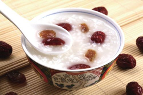 女人喝什麼可以粥滋陰養血呢? 女人喝什麼可以粥滋陰養血呢?