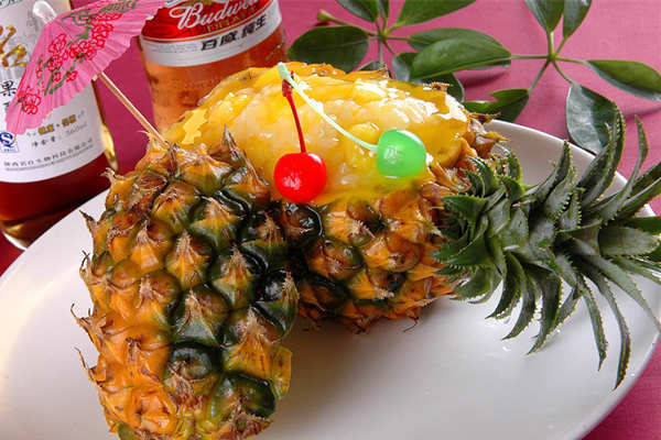 菠蘿糯米飯的烹飪方法_營養功效_菠蘿的功效與作用 菠蘿糯米飯