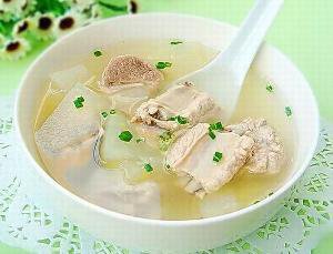 骨頭湯的營養價值_骨頭湯有哪些功效_骨頭湯有哪些作用_骨頭湯有哪些營養