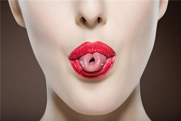 如何通過舌苔顏色判斷疾病征兆？趕緊拿鏡子自測一下!